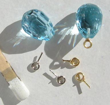 Aquamarine briolettes with a 0.020