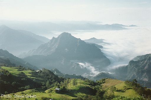 Mountains near Piedra Parada.